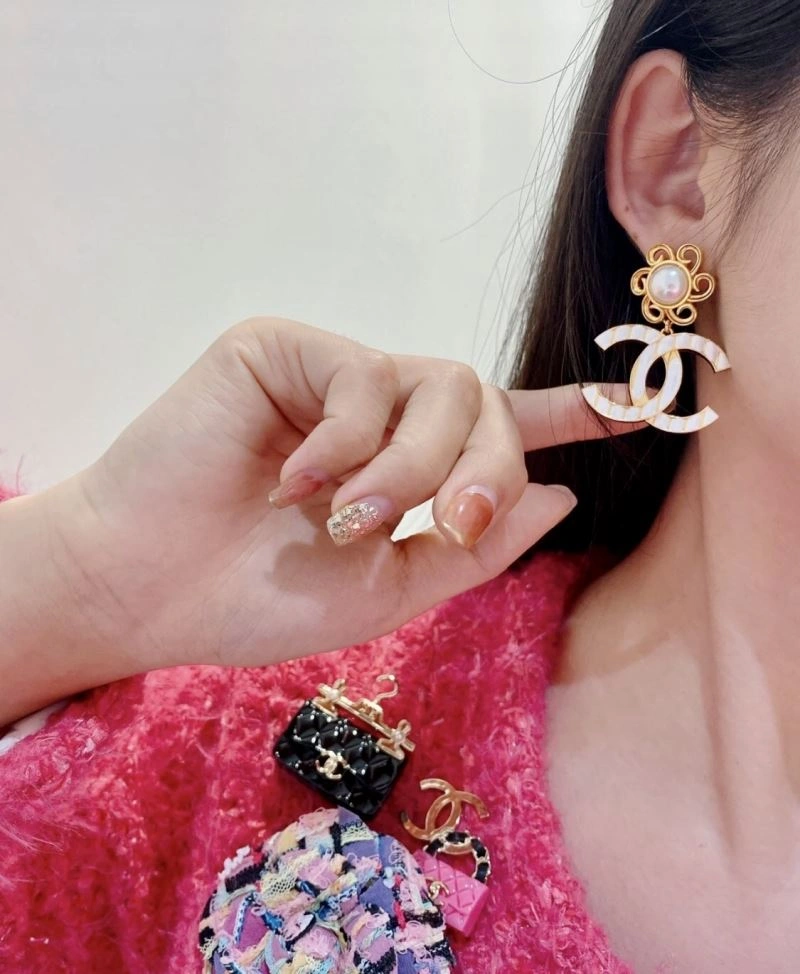 WrinkleFree Chanel Earrings 226357