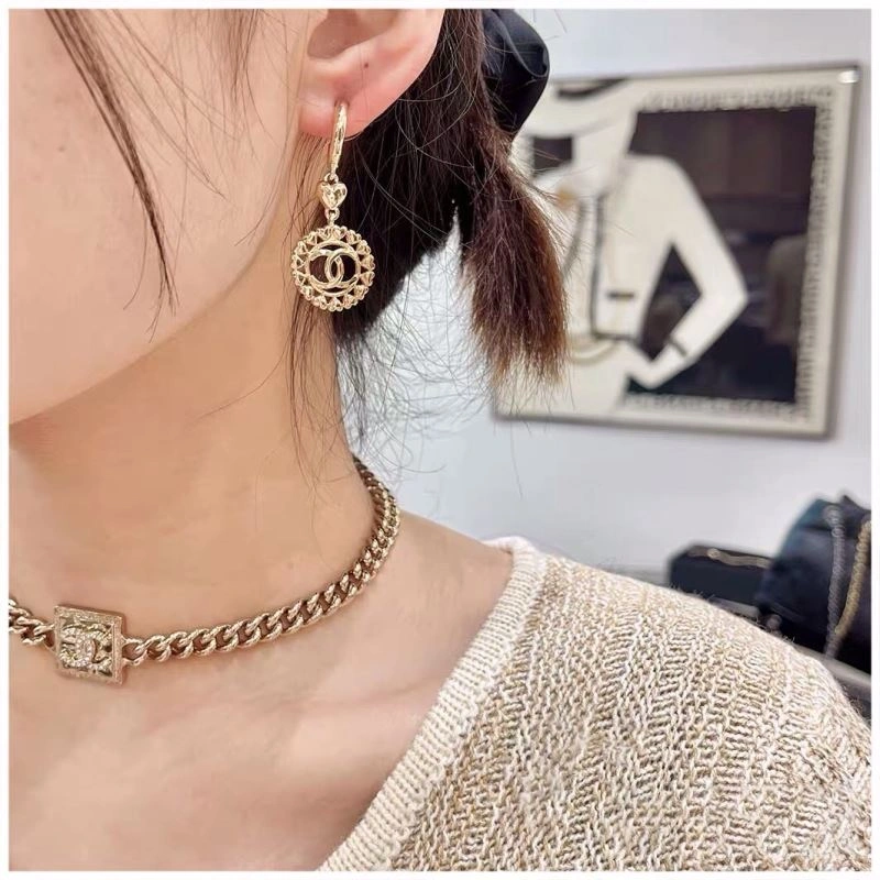 Chanel Earrings Lightweight 226410
