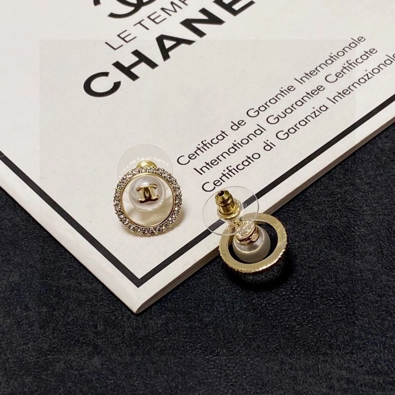 Trendsetting Chanel Earrings 226318
