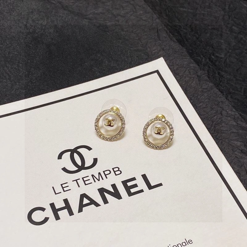 Trendsetting Chanel Earrings 226318