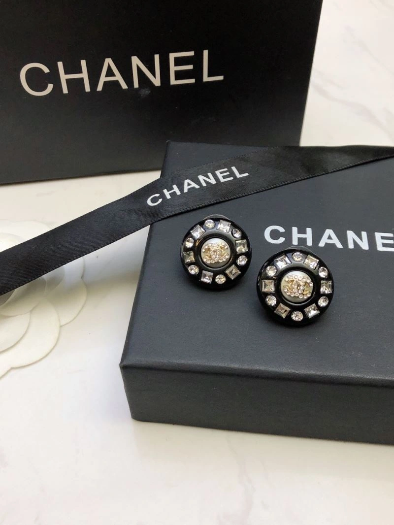 Chanel Earrings Elegant 226298