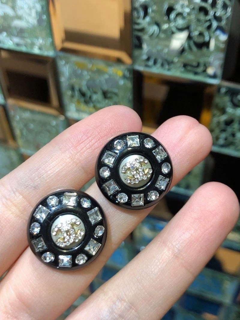 Chanel Earrings Elegant 226298