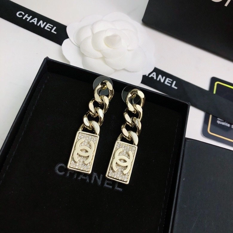 EasyMatch Chanel Earrings 226310
