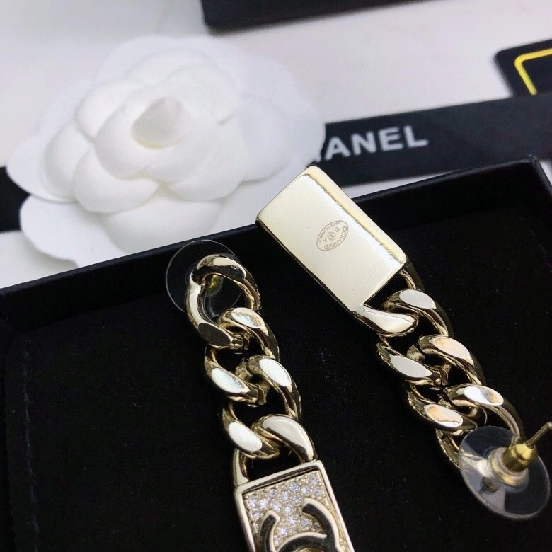 EasyMatch Chanel Earrings 226310