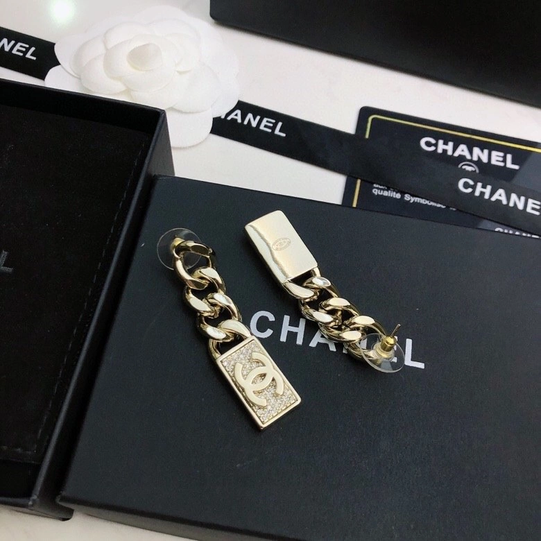 EasyMatch Chanel Earrings 226310