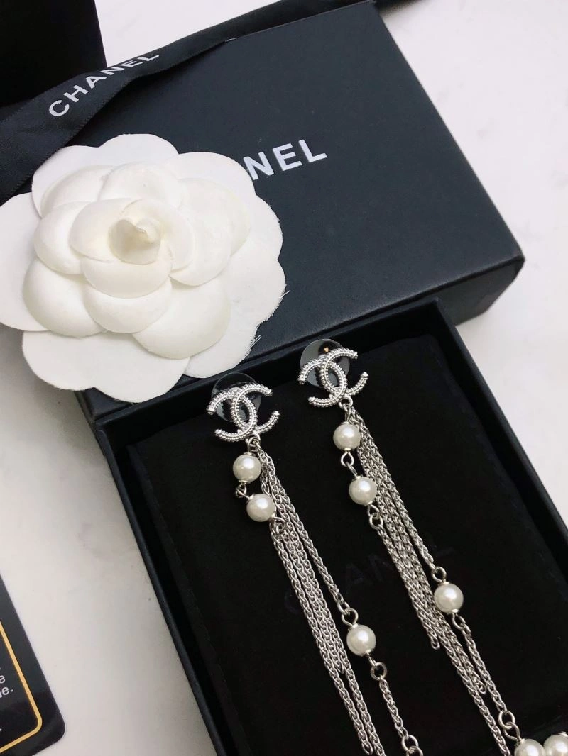 Resilient Chanel Earrings 226352