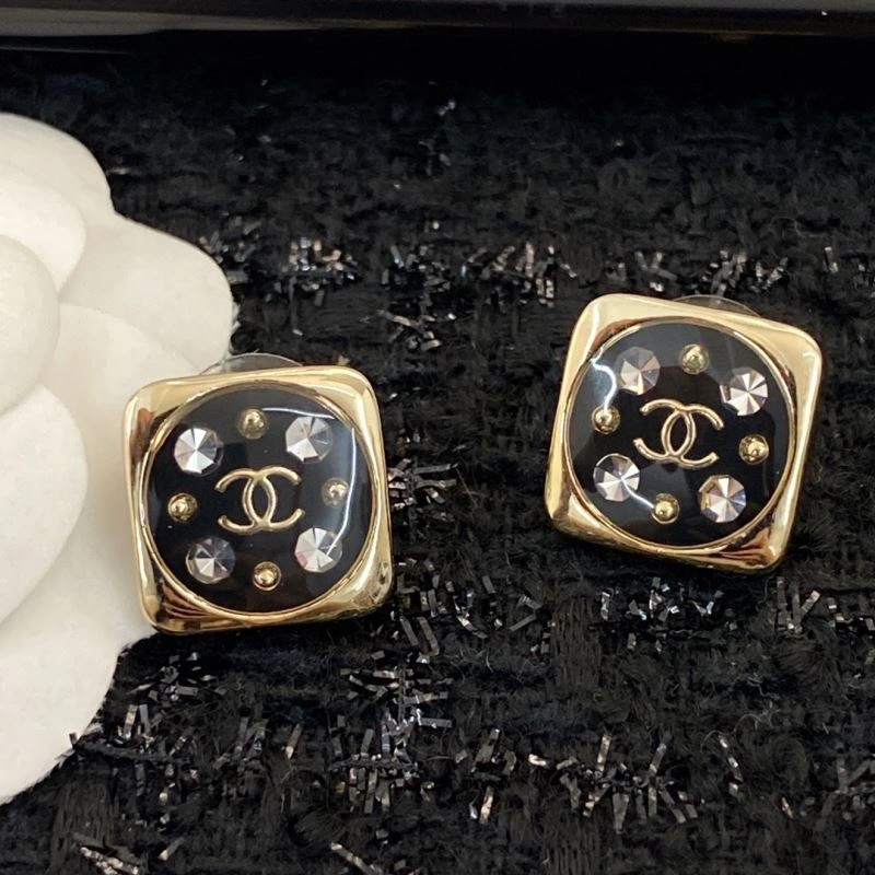 Trendsetting Chanel Earrings 226316