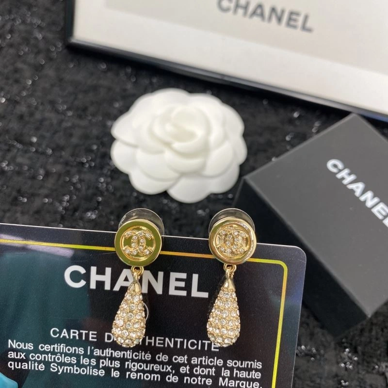 Chanel Earrings Durable 226300