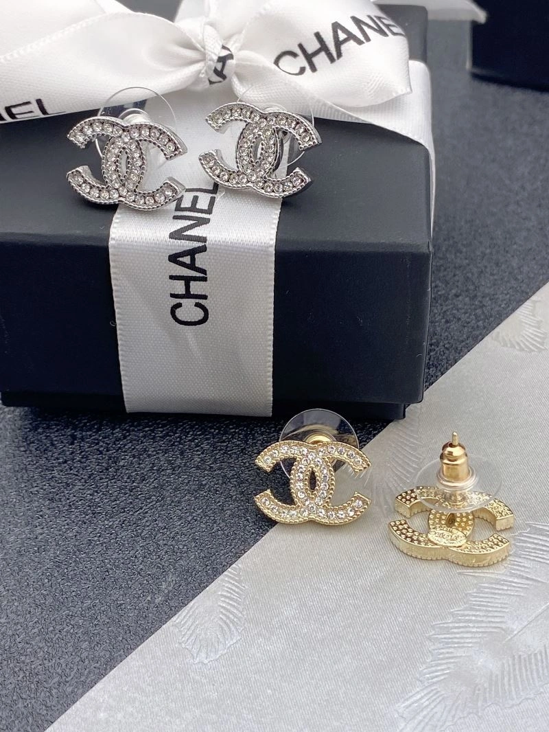 Elegant Chanel Earrings 226287