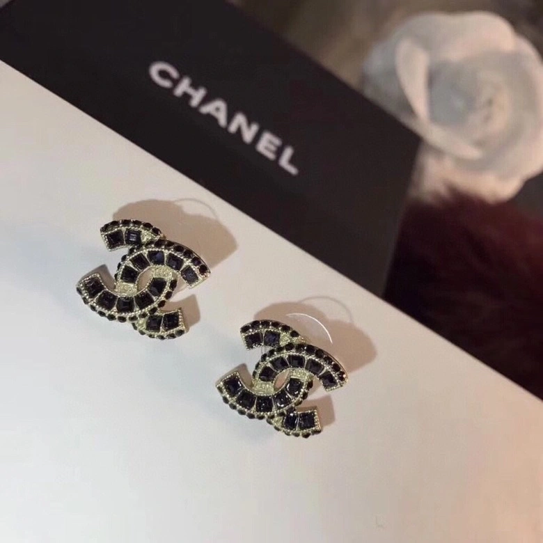 HighPerformance Chanel Earrings 226278
