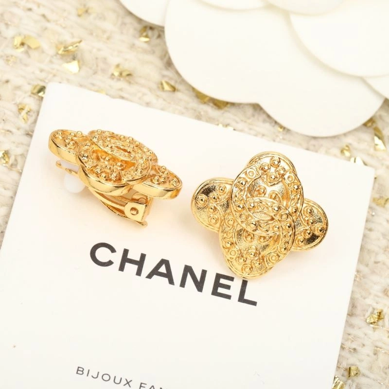 Chanel Earrings Elegant 226286