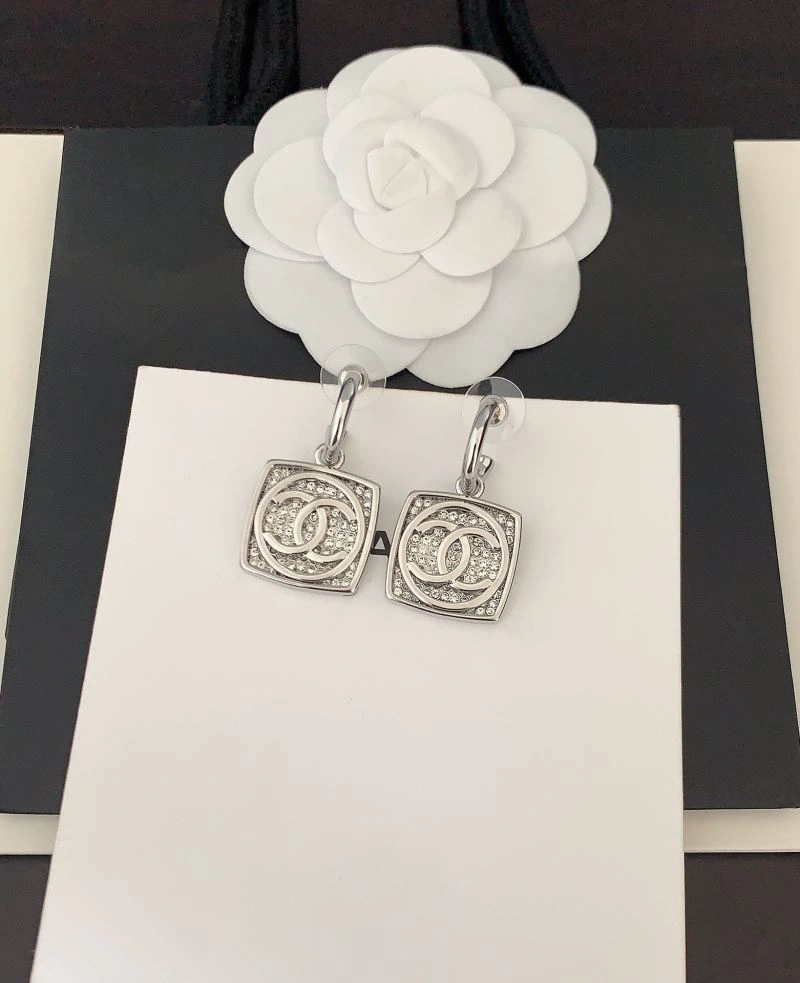 Chanel Earrings Unique 226280