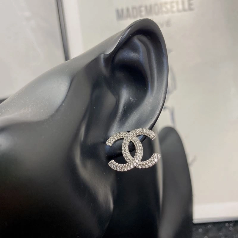 Reliable Chanel Earrings 226266