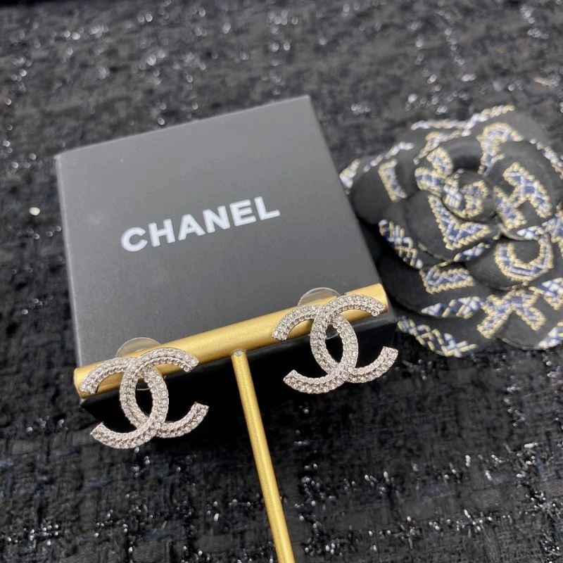 Reliable Chanel Earrings 226266
