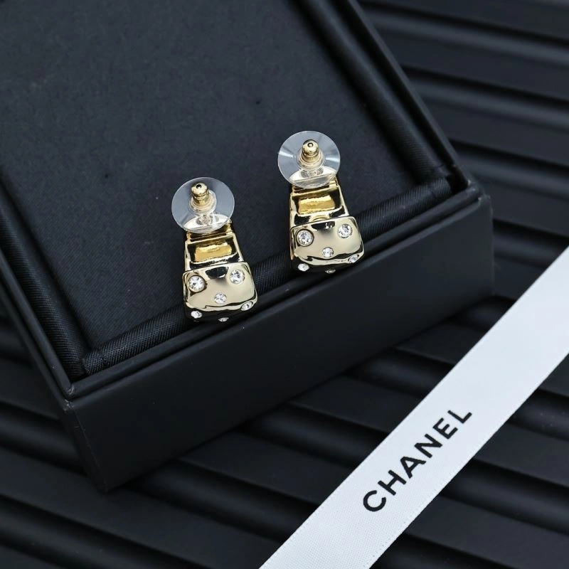 TechFriendly Chanel Earrings 226255
