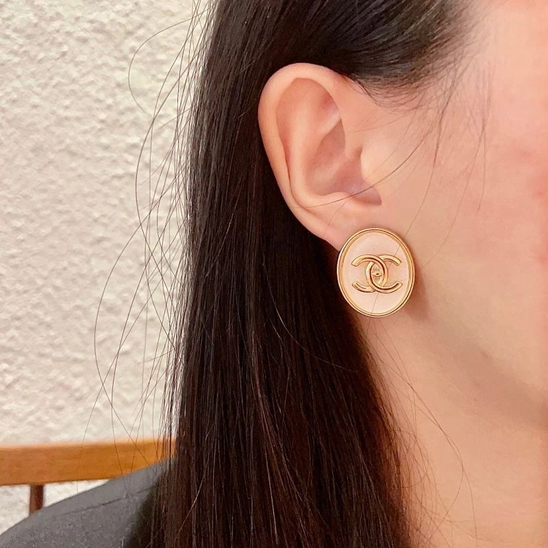Chanel Earrings Soft 226258