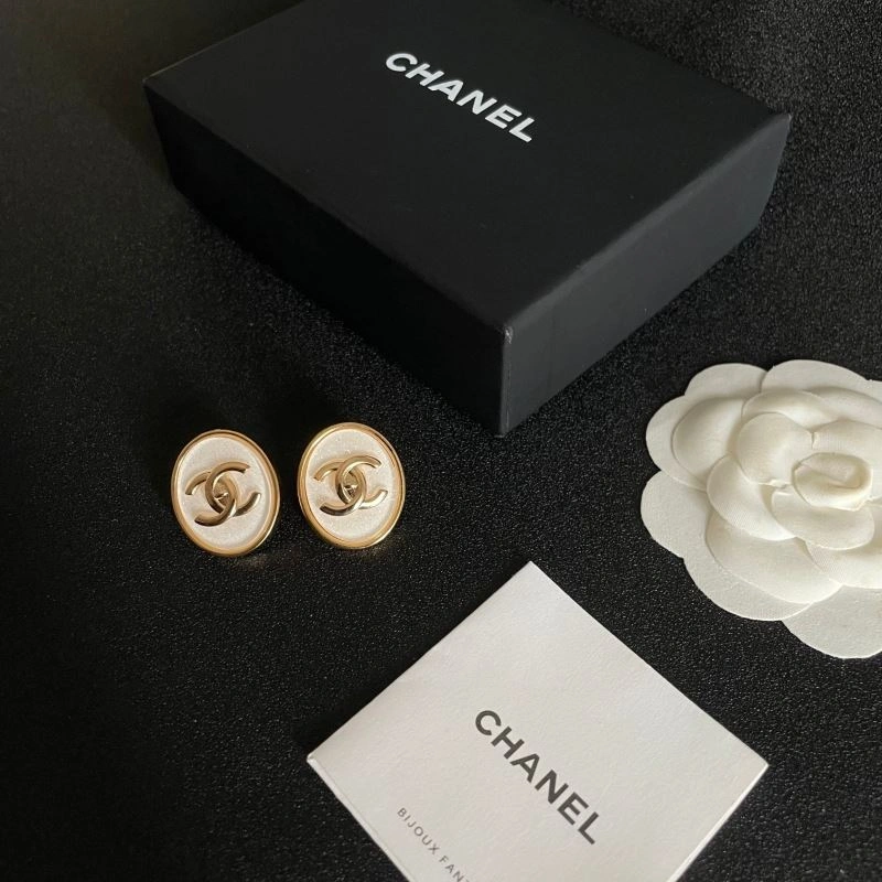 Chanel Earrings Soft 226258