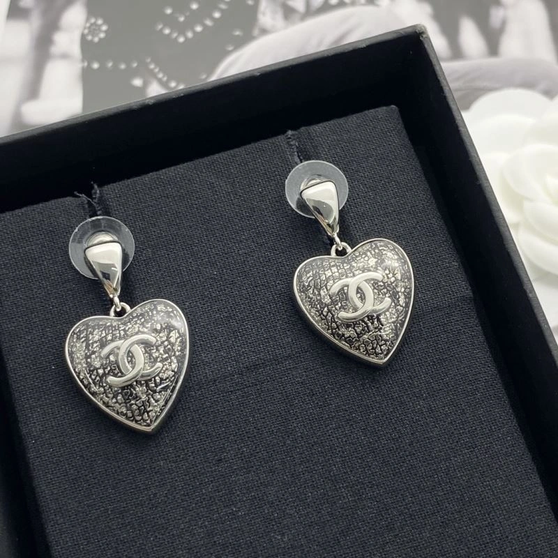 Chanel Earrings Supportive 226259