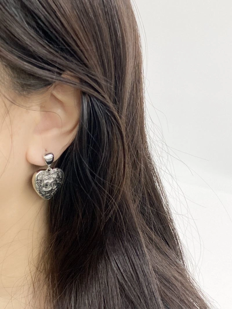 Chanel Earrings Supportive 226259