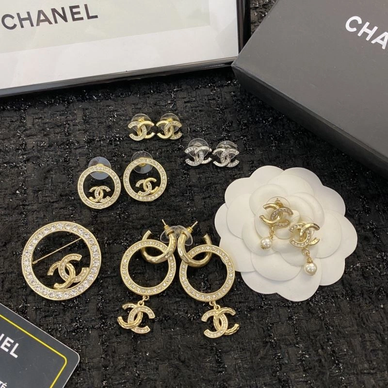 Chanel Earrings Cozy 226264
