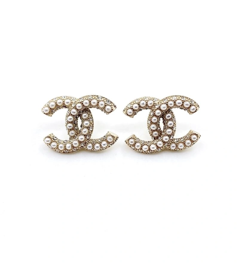 EyeCatching Chanel Earrings 226257