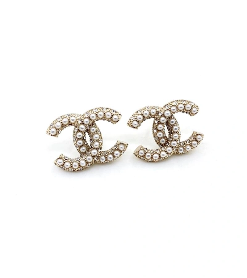 EyeCatching Chanel Earrings 226257