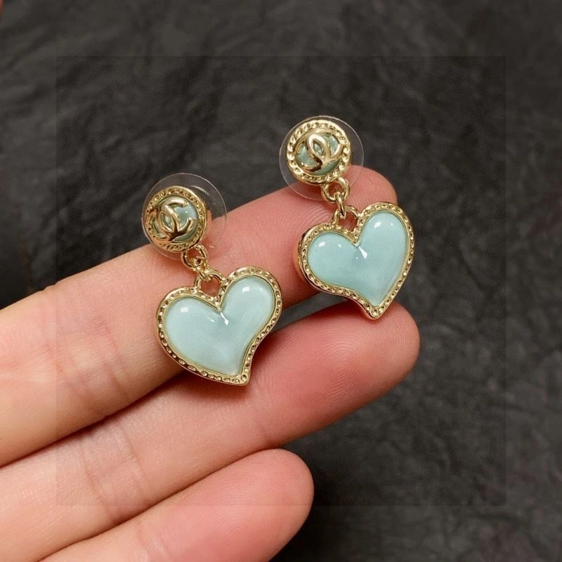 Unique Chanel Earrings 226291