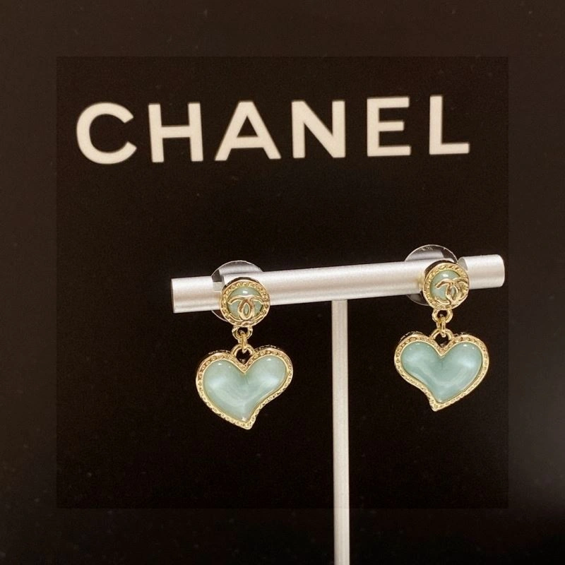 Unique Chanel Earrings 226291