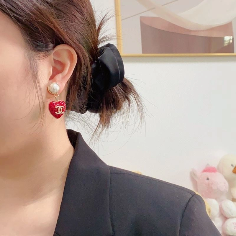 Chanel Earrings Sleek 226262