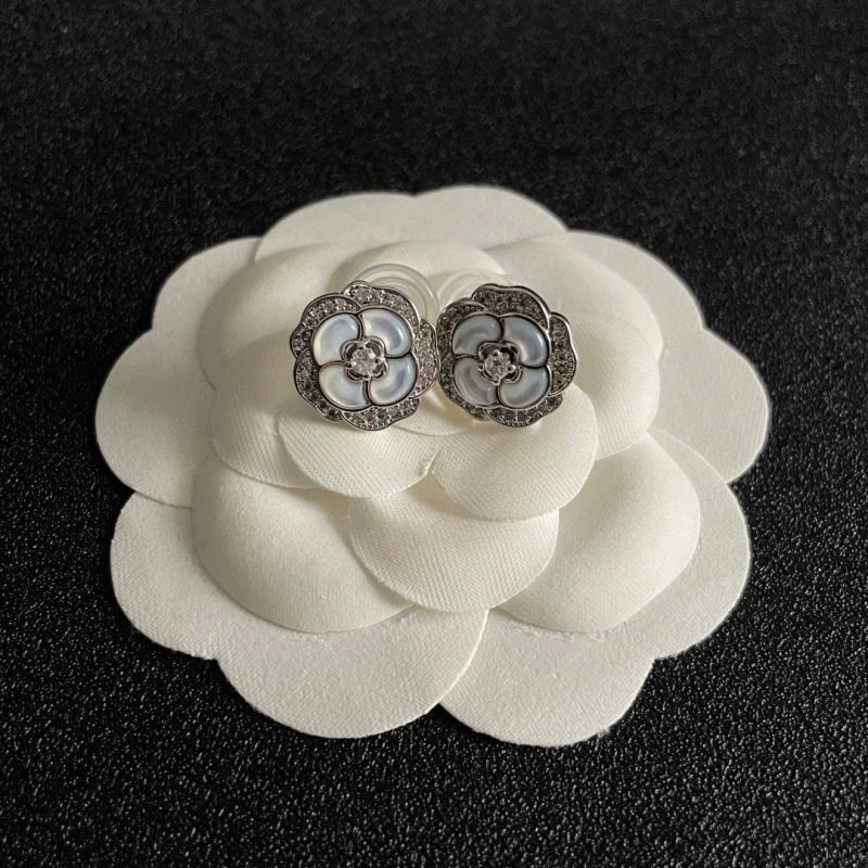 StreetReady Chanel Earrings 226239