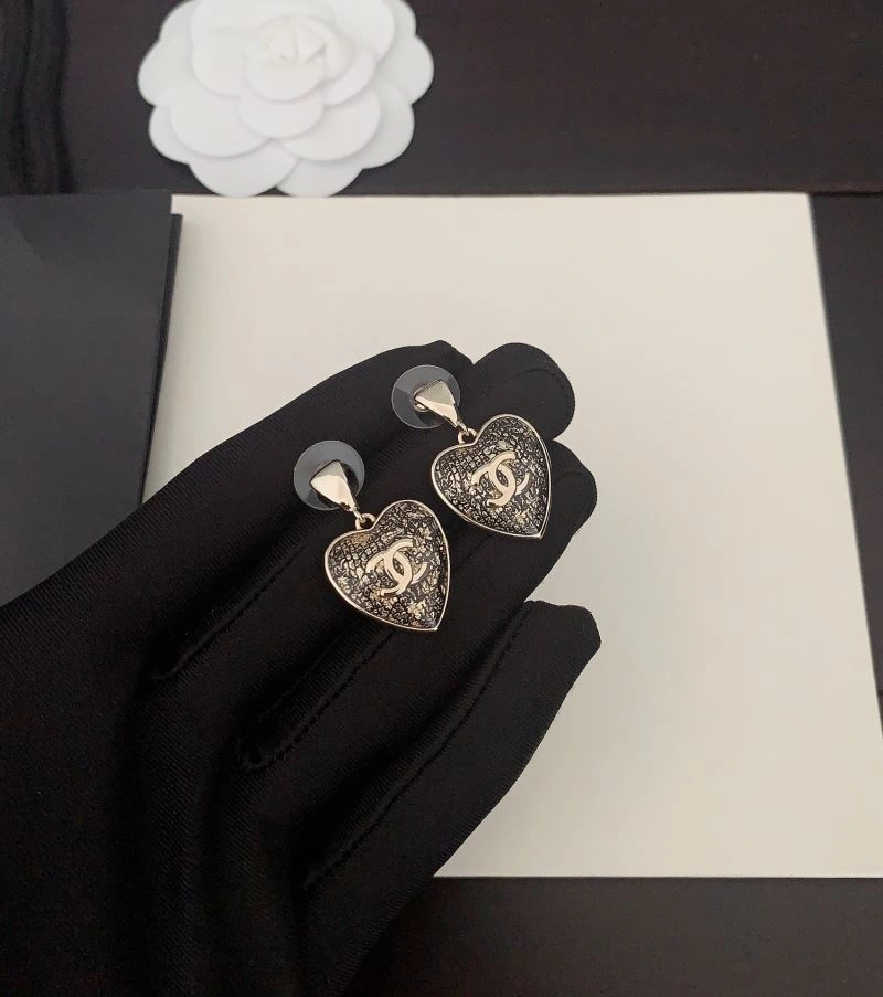 Chanel Earrings Snug 226221