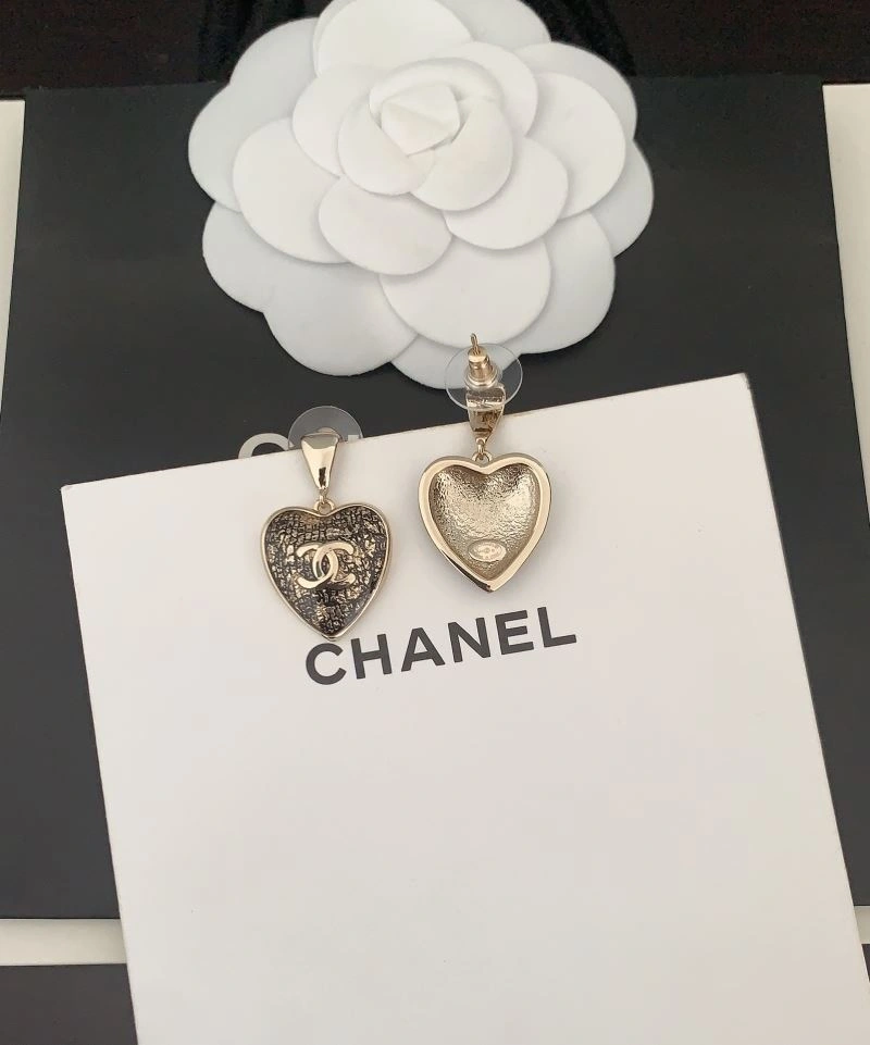 Chanel Earrings Snug 226221
