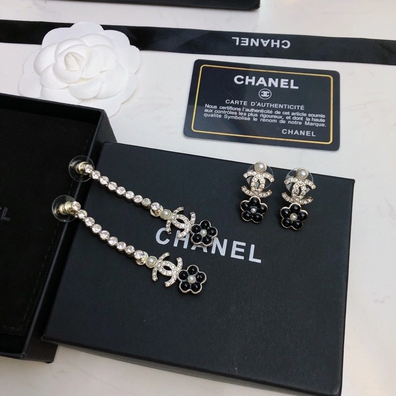 Snug Chanel Earrings 226227