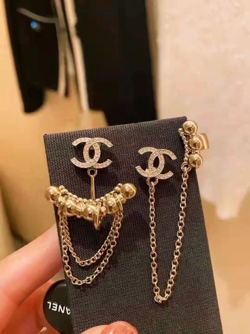 Chanel Earrings Compact 226216