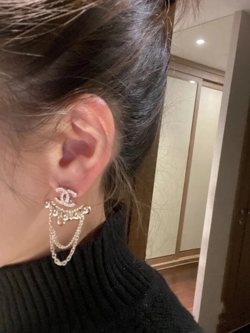 Chanel Earrings Compact 226216