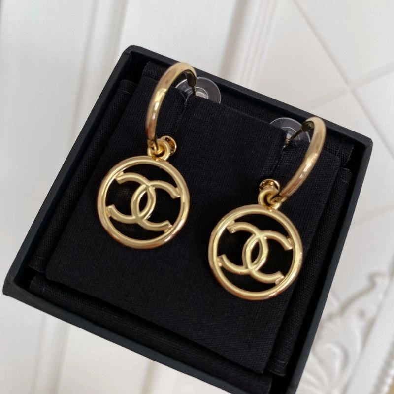 Bright Chanel Earrings 226217