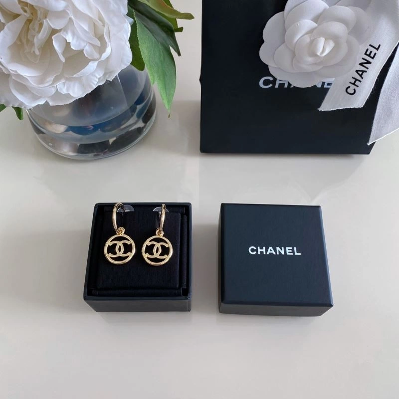 Bright Chanel Earrings 226217