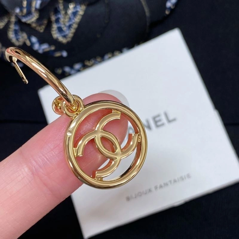 Bright Chanel Earrings 226217