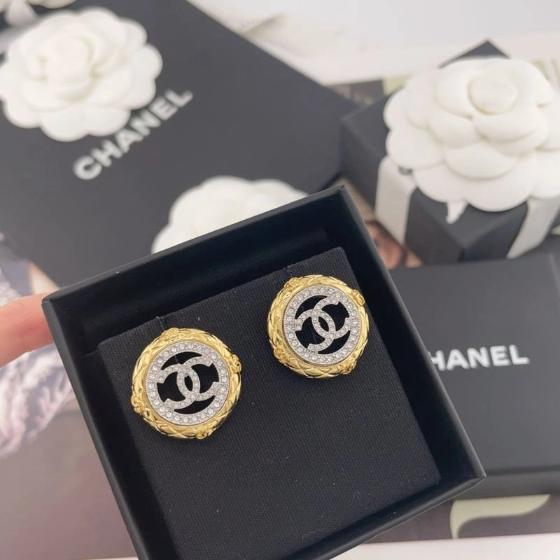 Chanel Earrings Durable 226220