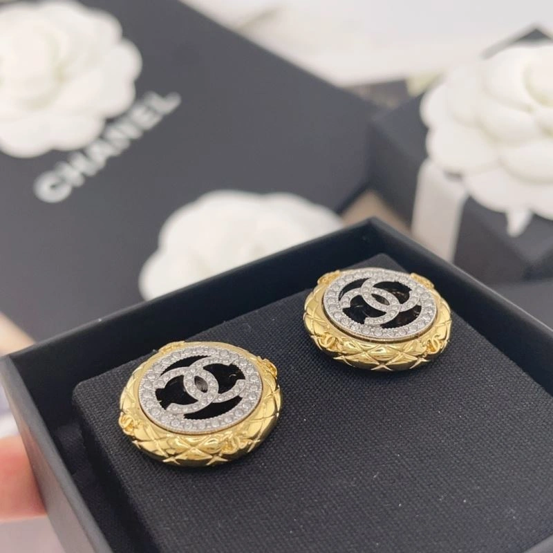 Chanel Earrings Durable 226220