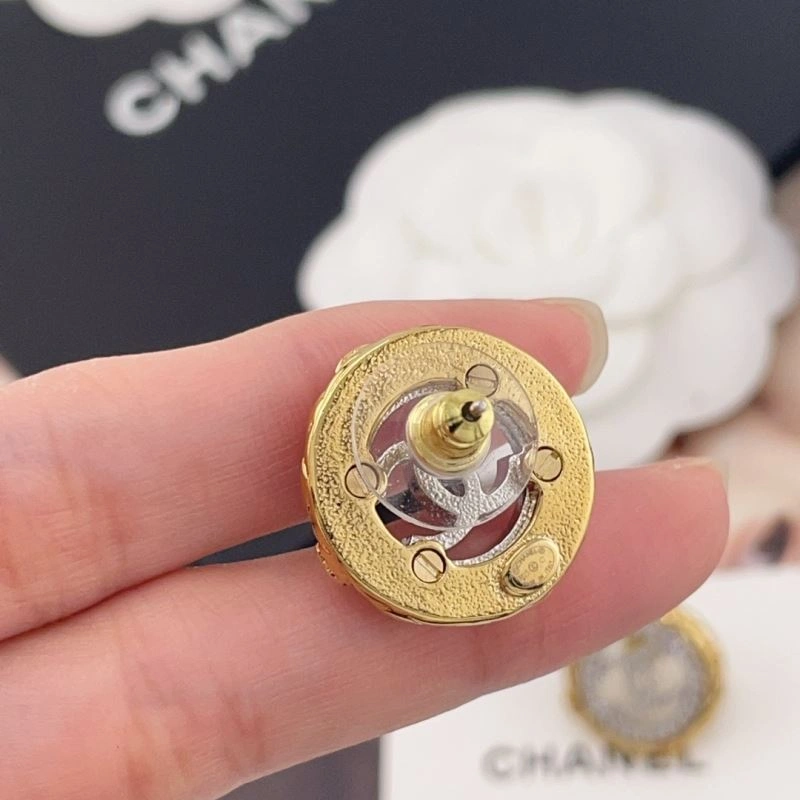 Chanel Earrings Durable 226220