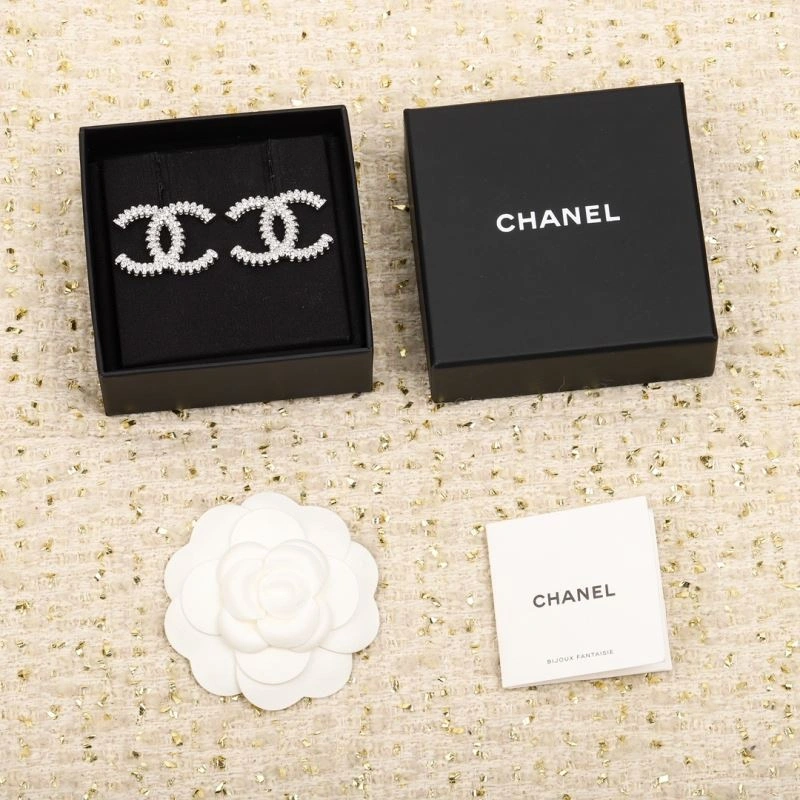 Trendy Chanel Earrings 226274