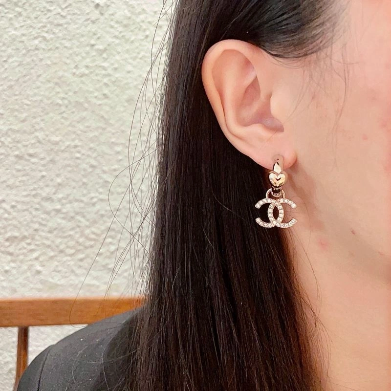 Chanel Earrings Sophisticated 226245