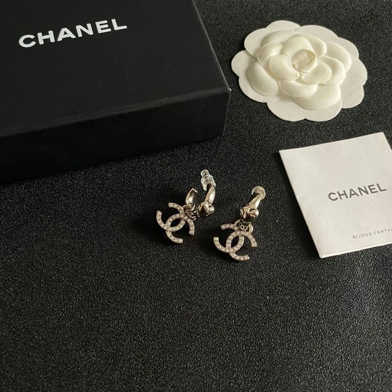 Chanel Earrings Sophisticated 226245