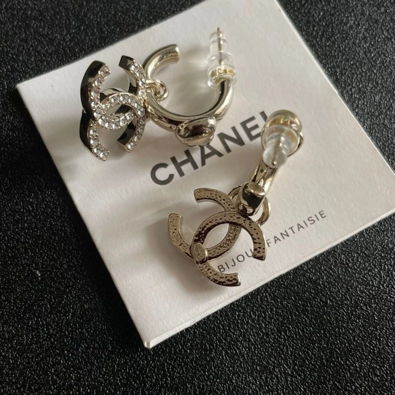 Chanel Earrings Sophisticated 226245