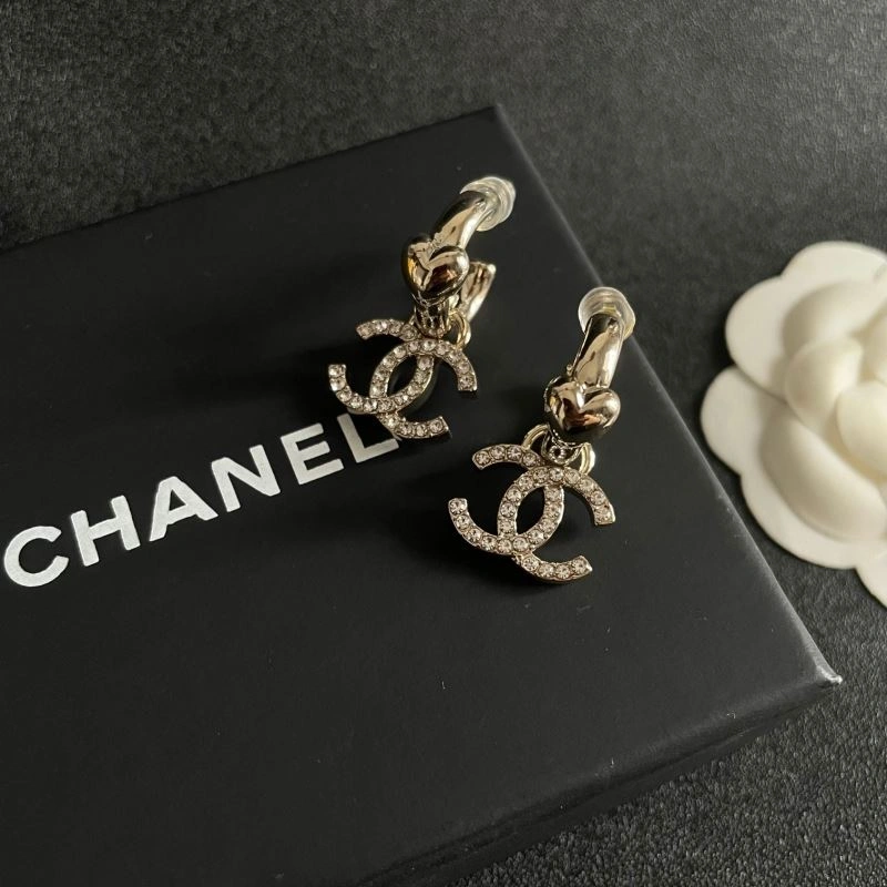 Chanel Earrings Sophisticated 226245