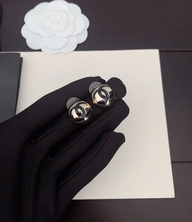 Neat Chanel Earrings 226234