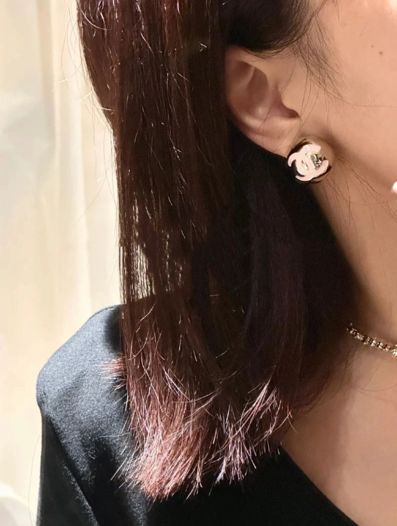 Bright Chanel Earrings 226197