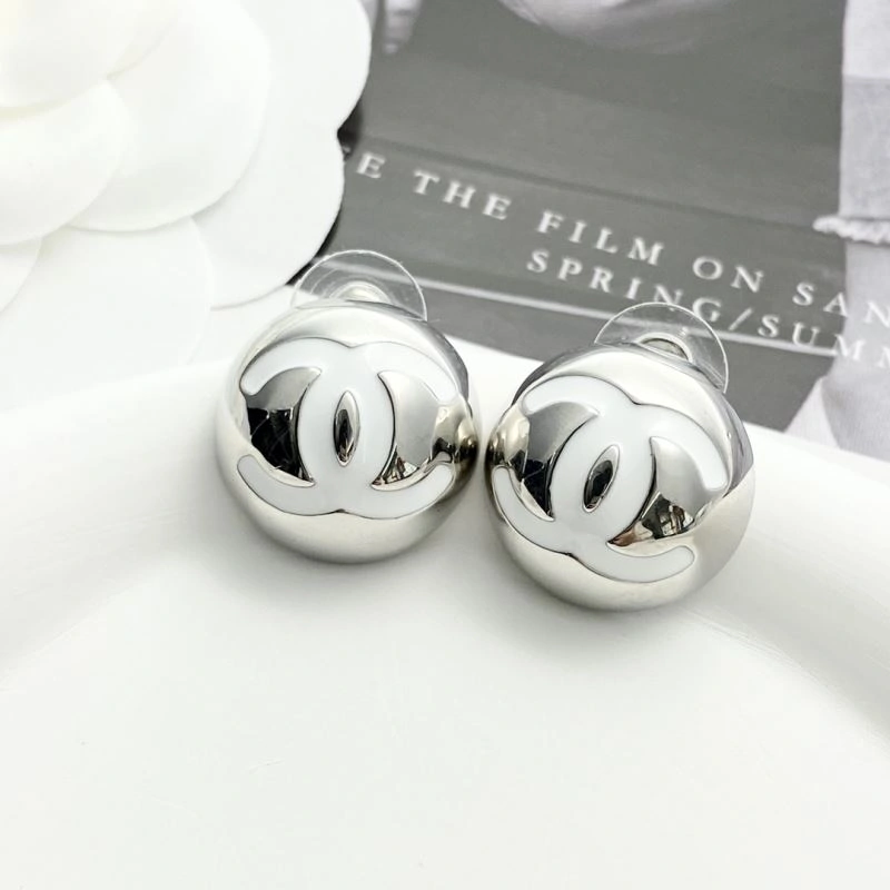 Chanel Earrings ModernLook 226180
