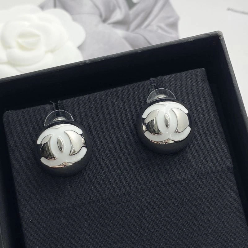 Chanel Earrings ModernLook 226180